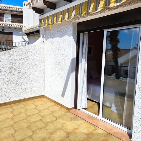 At Cala Capitn Beach, Casa de Férias *